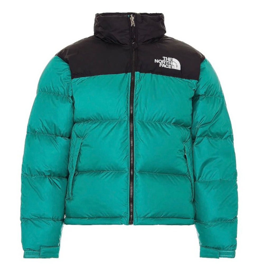 The North Face 1996 Retro Nuptse
700 Fill Packable Jacket. Porcelain Green.